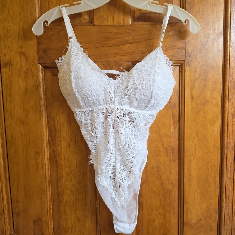Kathy S/M Lace‎ Bodysuit Women White Sheer Mesh Eyelash Trim Lingerie LBS-016